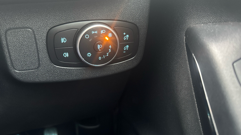 Ford Puma 1.0 EcoBoost Hybrid mHEV ST-Line X 5dr Petrol Hatchback